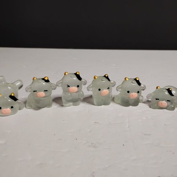 Glow-in-The-Dark Cute Mini Cow Resin Figurines - Picture 8 of 13
